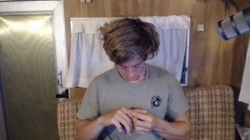 Nezzey  18-08-2021 video fingerin